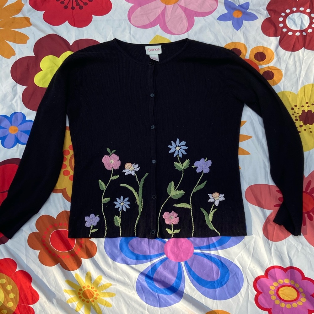 Black cardigan with embroidered flowers